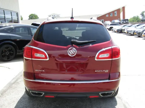 More photos of 2017 Buick Enclave Premium Group at Pettijohn Auto Center, MO