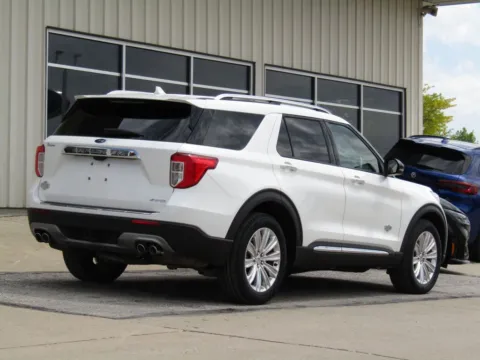 Another view of 2023 Ford Explorer King Ranch for sale in Bethany, MO at Pettijohn Auto Center