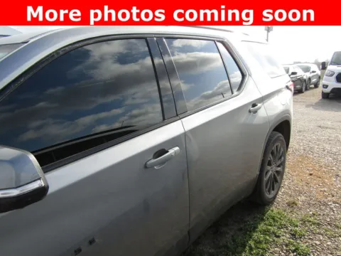 Photos of 2023 Chevrolet Traverse RS for sale in Bethany, MO at Pettijohn Auto Center