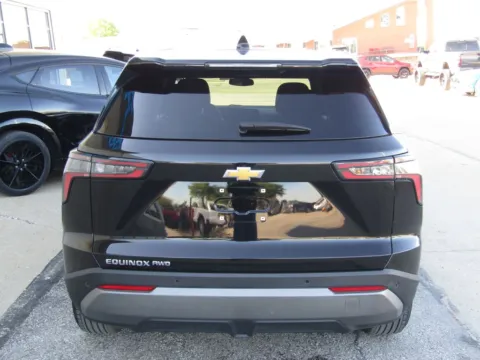 More photos of 2025 Chevrolet Equinox LT at Pettijohn Auto Center, MO
