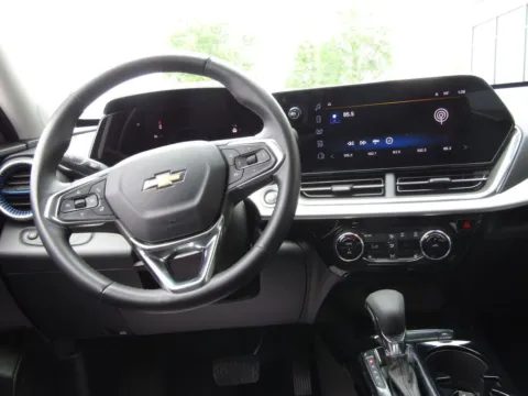 More photos of 2025 Chevrolet Trax LT at Pettijohn Auto Center, MO