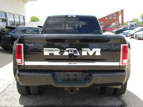 More photos of 2017 Ram 3500 Laramie Longhorn at Pettijohn Auto Center, MO