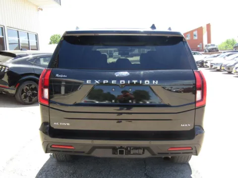 More photos of 2025 Ford Expedition Max Active at Pettijohn Auto Center, MO