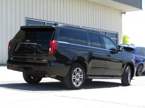 Another view of 2025 Ford Expedition Max Active for sale in Bethany, MO at Pettijohn Auto Center