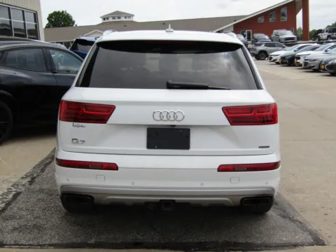 More photos of 2019 Audi Q7 55 Prestige at Pettijohn Auto Center, MO
