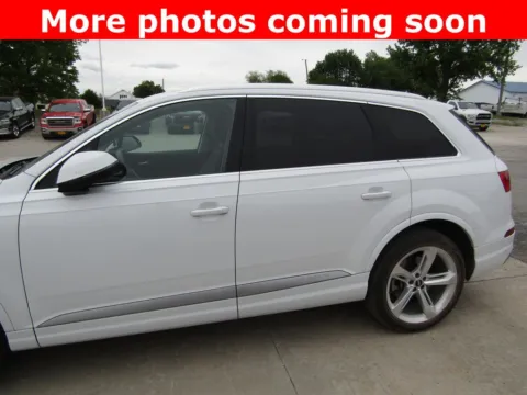 Photos of 2019 Audi Q7 55 Prestige for sale in Bethany, MO at Pettijohn Auto Center