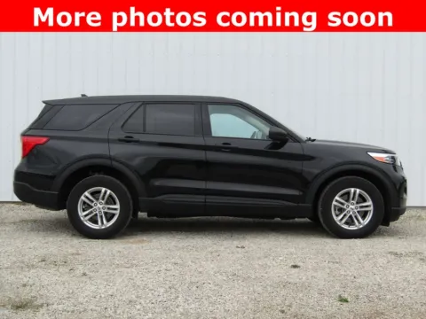 Photos of 2023 Ford Explorer for sale in Bethany, MO at Pettijohn Auto Center