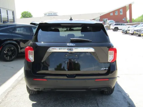 More photos of 2023 Ford Explorer at Pettijohn Auto Center, MO