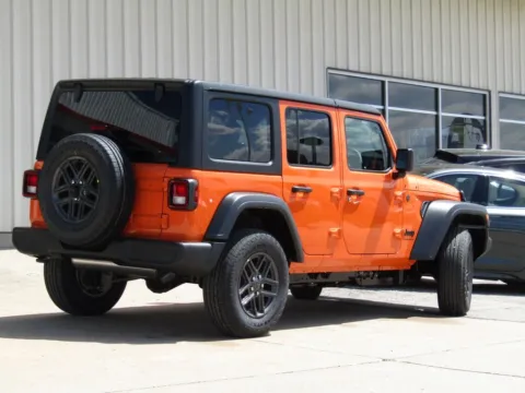 Another view of 2026 Jeep Wrangler Sport RHD for sale in Bethany, MO at Pettijohn Auto Center