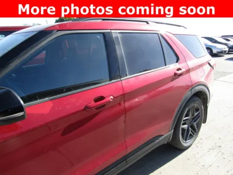 Photos of 2025 Ford Explorer ST for sale in Bethany, MO at Pettijohn Auto Center