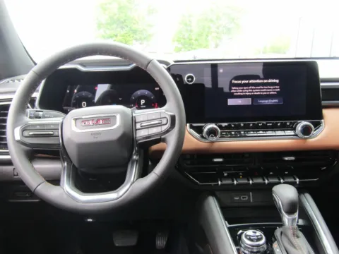 More photos of 2026 GMC Canyon AT4 at Pettijohn Auto Center, MO