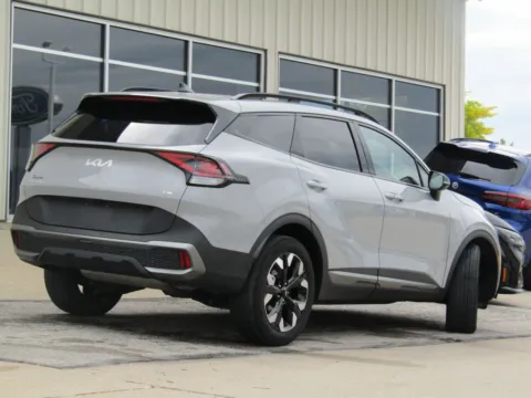Another view of 2024 Kia Sportage X-Line for sale in Bethany, MO at Pettijohn Auto Center