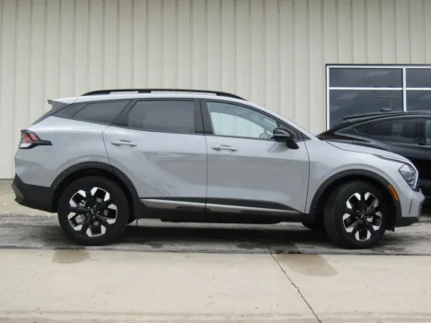 Photos of 2024 Kia Sportage X-Line for sale in Bethany, MO at Pettijohn Auto Center