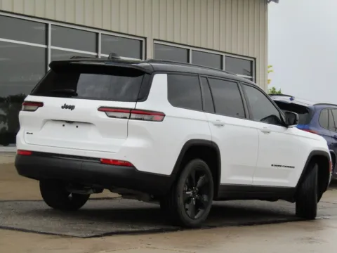 Another view of 2024 Jeep Grand Cherokee L Altitude X for sale in Bethany, MO at Pettijohn Auto Center