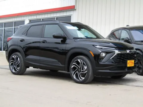 Black 2026 Chevrolet TrailBlazer RS for sale in Bethany, MO