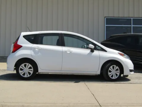 Photos of 2017 Nissan Versa Note SV for sale in Bethany, MO at Pettijohn Auto Center
