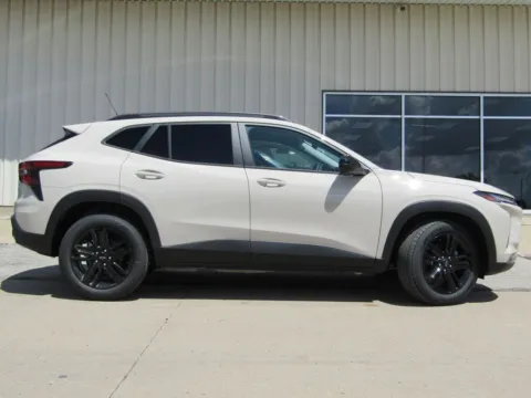 Photos of 2026 Chevrolet Trax ACTIV for sale in Bethany, MO at Pettijohn Auto Center