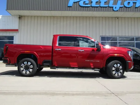 Photos of 2024 GMC Sierra 2500HD Denali for sale in Bethany, MO at Pettijohn Auto Center