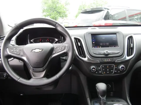 More photos of 2024 Chevrolet Equinox LT at Pettijohn Auto Center, MO