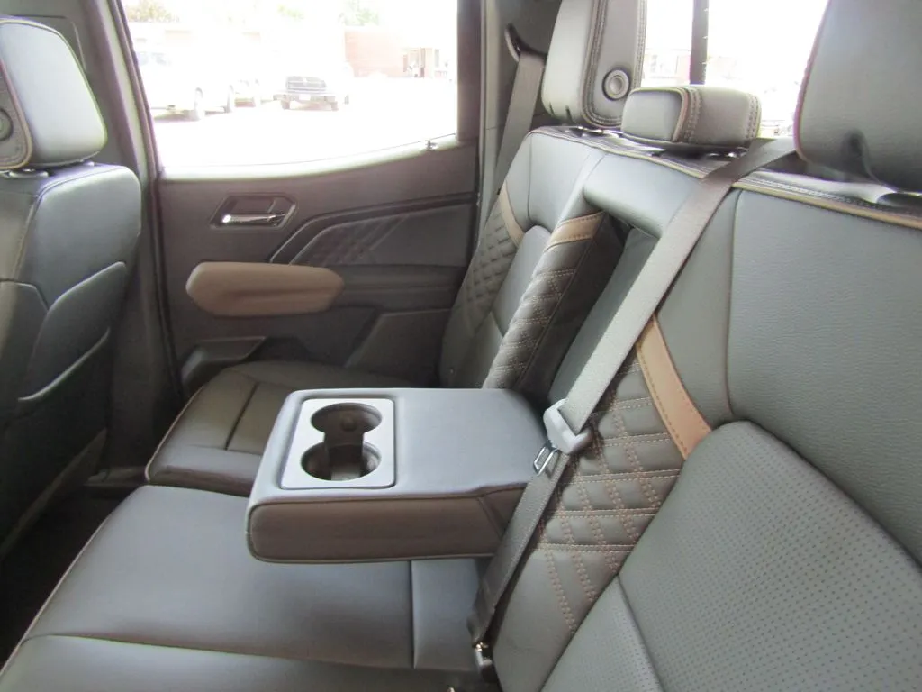 2026 GMC Canyon Denali - Photo 38