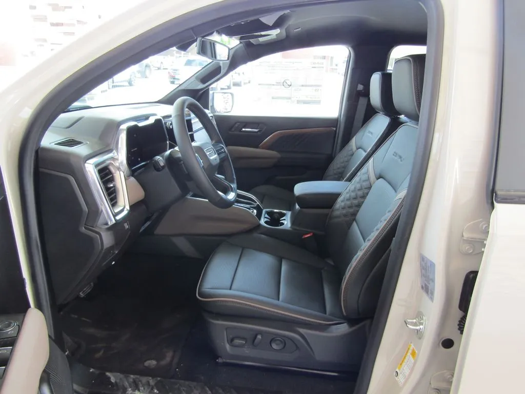 2026 GMC Canyon Denali - Photo 29