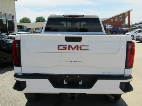 More photos of 2026 GMC Sierra 3500HD Denali at Pettijohn Auto Center, MO