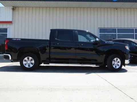 Photos of 2026 Chevrolet Silverado 1500 LT for sale in Bethany, MO at Pettijohn Auto Center