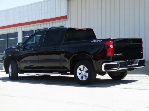 More photos of 2026 Chevrolet Silverado 1500 LT at Pettijohn Auto Center, MO