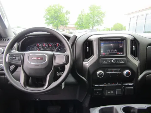 More photos of 2021 GMC Sierra 2500HD at Pettijohn Auto Center, MO