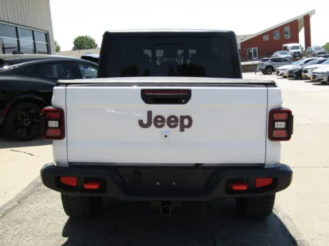More photos of 2024 Jeep Gladiator Mojave at Pettijohn Auto Center, MO