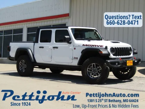 White 2024 Jeep Gladiator Mojave for sale in Bethany, MO