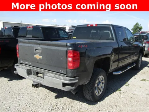 More photos of 2019 Chevrolet Silverado 2500HD LT at Pettijohn Auto Center, MO