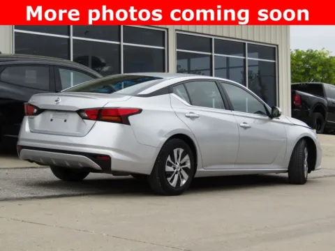 Another view of 2022 Nissan Altima 2.5 S for sale in Bethany, MO at Pettijohn Auto Center