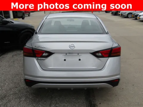 More photos of 2022 Nissan Altima 2.5 S at Pettijohn Auto Center, MO