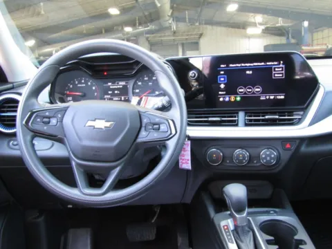 More photos of 2024 Chevrolet Trax LS at Pettijohn Auto Center, MO