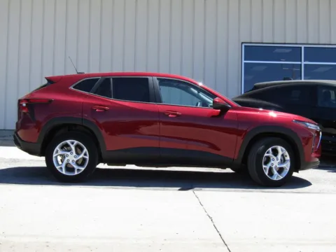 Photos of 2024 Chevrolet Trax LS for sale in Bethany, MO at Pettijohn Auto Center