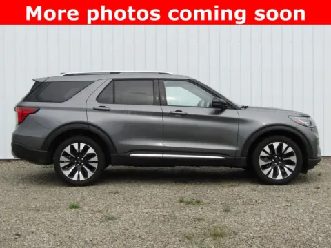 Photos of 2025 Ford Explorer Platinum for sale in Bethany, MO at Pettijohn Auto Center