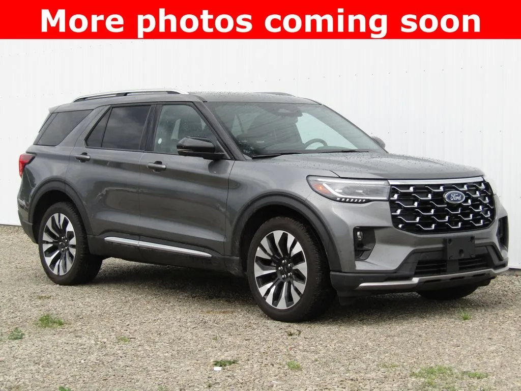 2025 Ford Explorer Platinum 4WD (PL535)'s photo