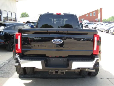 More photos of 2025 Ford F-350SD Lariat at Pettijohn Auto Center, MO