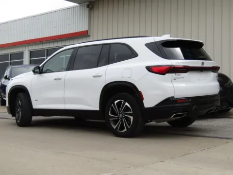 More photos of 2025 Buick Enclave Sport Touring at Pettijohn Auto Center, MO