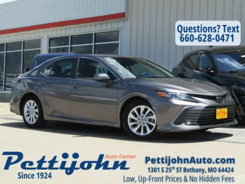 Gray 2024 Toyota Camry LE for sale in Bethany, MO
