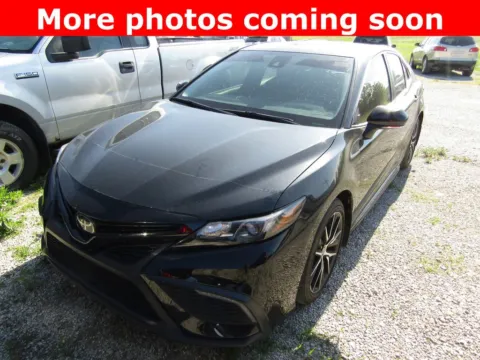 Black 2024 Toyota Camry SE for sale in Bethany, MO