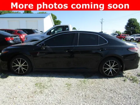 Photos of 2024 Toyota Camry SE for sale in Bethany, MO at Pettijohn Auto Center