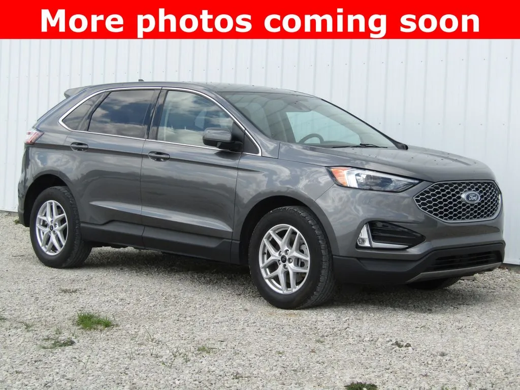 2023 Ford Edge SEL AWD's photo
