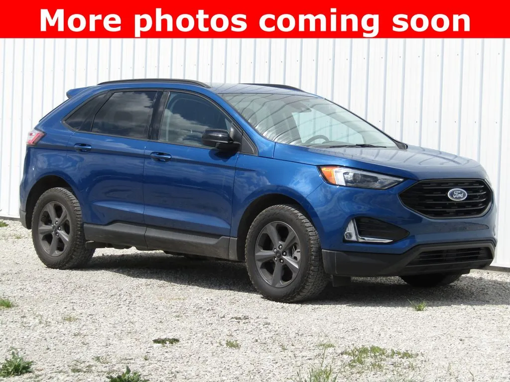 2023 Ford Edge SEL AWD's photo