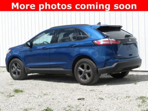 More photos of 2023 Ford Edge SEL at Pettijohn Auto Center, MO