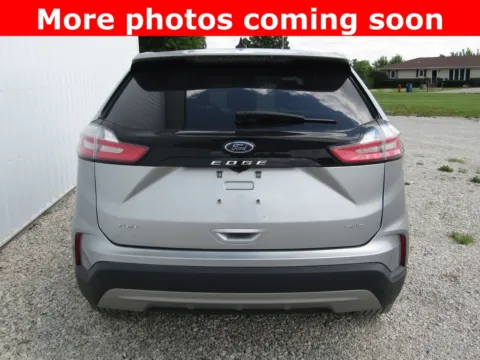 More photos of 2024 Ford Edge SEL at Pettijohn Auto Center, MO