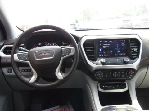 More photos of 2023 GMC Acadia SLT at Pettijohn Auto Center, MO