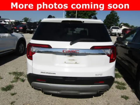 More photos of 2023 GMC Acadia SLT at Pettijohn Auto Center, MO