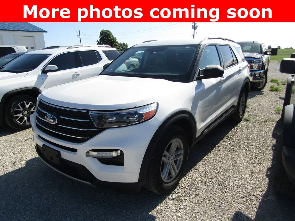 2024 Ford Explorer XLT 4WD's photo